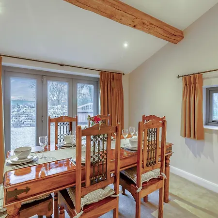 Holiday home Robcross Barn Airton