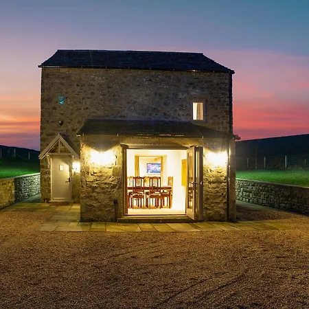 Holiday home Robcross Barn *