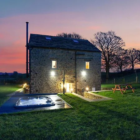Robcross Barn Airton